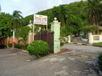 โรงแรมทรอปิคอล คอร์ท โรงแรมใน