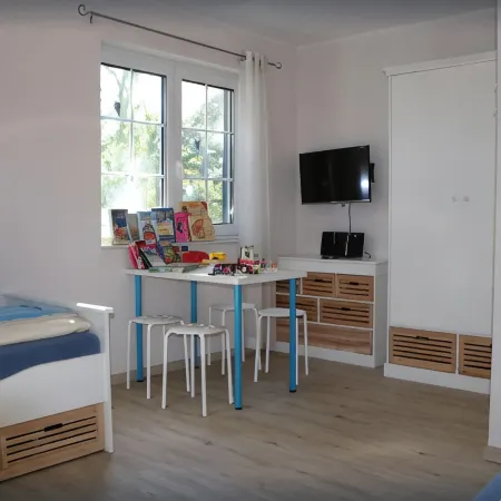 Luxurious FH near the dike, sauna, fireplace, garden, beach chair (8 adults & baby)