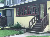 Relaxing Oak Park Home