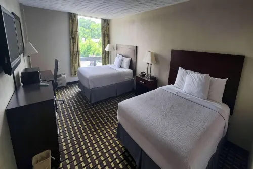 Days Inn by Wyndham Fort Wright Cincinnati Area