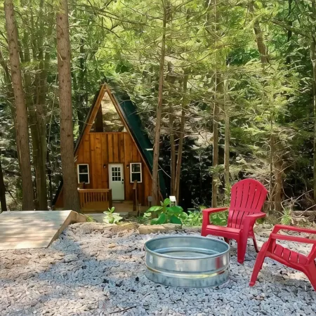 Overlook Oasis! RRG, A-frame Cabin, NEW HOT TUB, Grill! Pet friendly Отели в г. Вулф Каунти