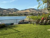Downtown Beach House -Dog Friendly, Waterfront, License # TR-0561