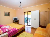 Apartments Neve Hotels in Zaton