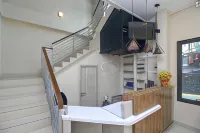 Cozrooms Near Mrt, Plaza Indonesia, and Grand Indonesia