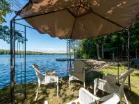 Casa Albanese on Farlain Lake Hotels in Tiny