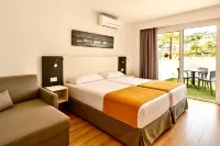 Hotel Malibu Park - 3-Star
