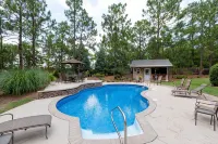 Pinehurst Vacation House w/ pool 9) beds