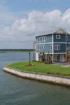 Best Views on the Island! Oceanfront, Sunsets, Boat Dock, Elevator, Pool, Fish!