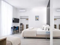 B&B Università Hotels near San Gregorio Armeno
