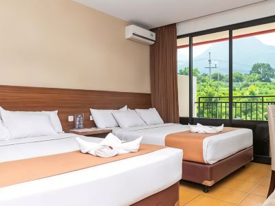 Grand Batu Inn