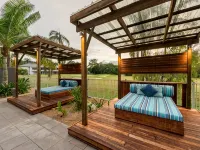 The Sebel Palm Cove - parking