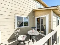 1040 Pond Side Hotels in Security-Widefield