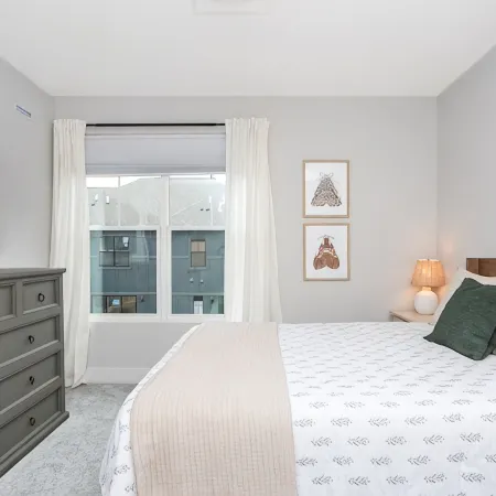 Free Golf Cart! Luxe Townhome Near Grand Park!