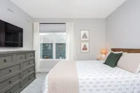 Free Golf Cart! Luxe Townhome Near Grand Park! - 3-stjärniga
