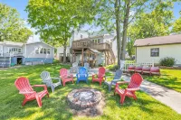 Indian Lake Waterfront Home & Boathouse - Boat Rental Available - Sleeps 16 - 3-Star
