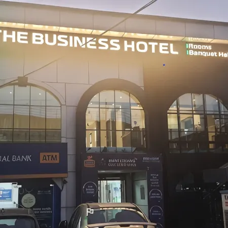 7 the Business Hotel