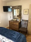 Wine Trail Dreams - 2 BR Cottage - Perfect location on the Seneca Wine Trail!