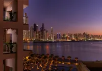 Fairmont the Palm - Dağ Manzaralı