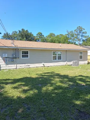 ABM Southern Vacation Rental 3-bedroom house in marvelous Savannah with WiFi