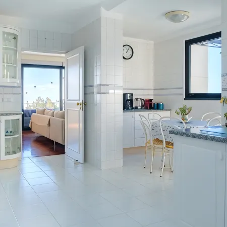 GuestReady - Funchal Sunny Retreat