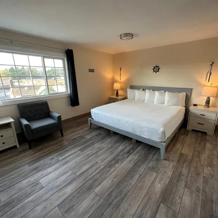 Coastal Inn and Suites