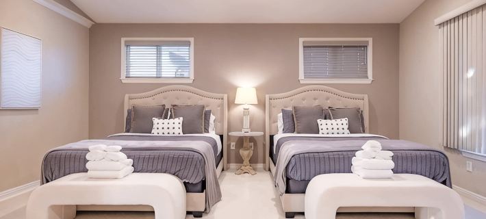 @ Marbella Lane - Charming 4BR Bungalo for Relaxing Retreat Hotels in Fullerton