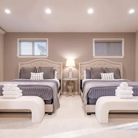 @ Marbella Lane - Charming 4BR Bungalo for Relaxing Retreat