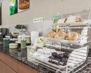 كواليتي إن تالاهاسي نير يونيفرسيتي - فطور
