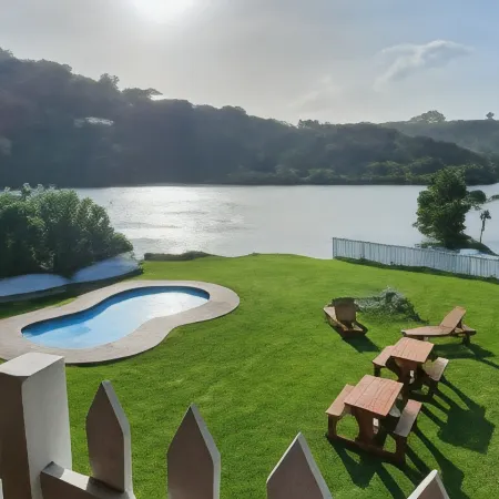 Salt River Lodge