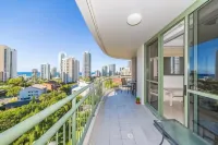 The Meriton on Main Beach - Ocean View