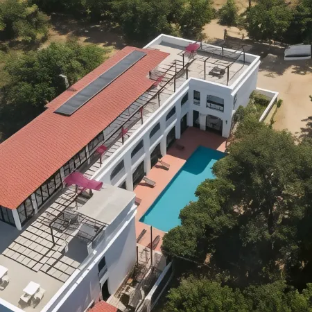 Queen Thanbula Hotel Bagan Отели рядом с достопримечательностью «Ньян У»