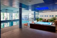 Ibersol Spa Aqquaria Suites - Condos