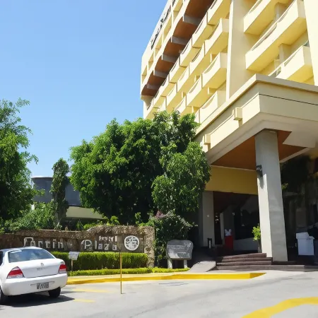 Hotel Fortin Plaza