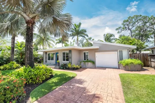 Chic Fort Lauderdale Getaway w/Private Heated Pool - 4-Star