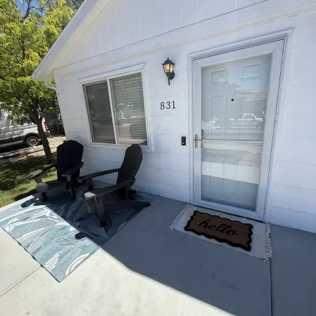 The Sweet Peach Studio Apartment