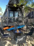 Kayak Cottage - Free Kayaks and Fire Pit - 3-Star