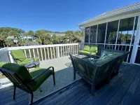 Partial Ocean View! Fenced Yard Bring Doggo. WaterFront Dock Fishing - 무료 와이파이