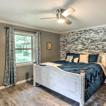 Starlight Point — Panoramic Waterfront Retreat in Star Harbor, Cedar Creek Lake