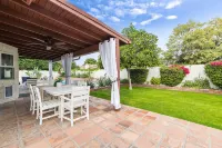 Tempe Lakes Vacation Special!  Heated Pool, Spa, Pickleball, Gym + Near ASU - 4つ星