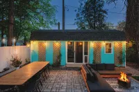 Beach House w/Yard, Beach Passes, Firepit, King Beds Near Boardwalk, Restaurants