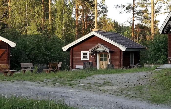 Timmerhus Komplett Mindre Bostad Med tillgång Till Stort Servicehus