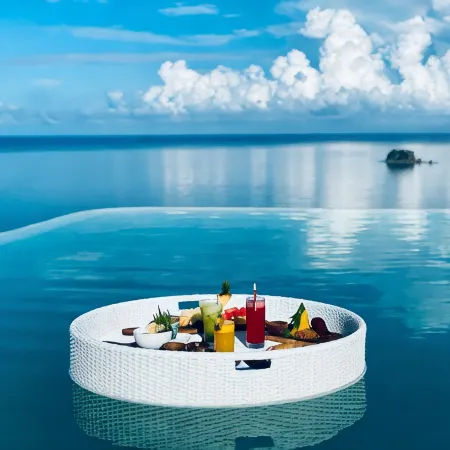 Loccal Collection Hotel Komodo