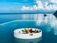 Loccal Collection Hotel Komodo - Romantic