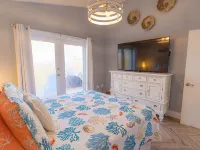 New to Vrbo SeaEsta! 1 Block to Sombero Beach! Bring your boat or rent ours! - 4-Sterne