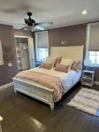 Townhouse in Old Fishtown! 10 Mins to Center City and World Cup Stadiums - อ่างจากุชชี่