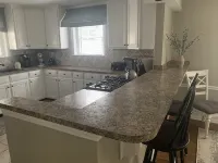Cozy Cottage on Canton Street just steps away from nightlife, shopping and parks - 4-Star