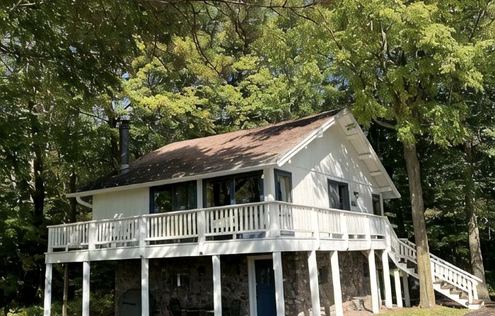 New!  Cozy Lakefront Cabin on Red Cedar Lake in Birchwood, WI