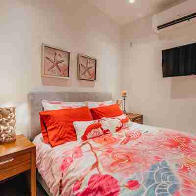 Waykiri Unit A-12 Luxurious New Apartment, Noord Rooms