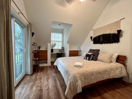 Storybook House in Prime Catskills Location 5 Min to Town/10 Min to Hudson River