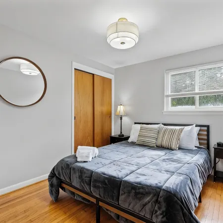 Cozy 3 Bedroom Glassboro Home